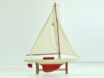 Rascal Pond Yacht